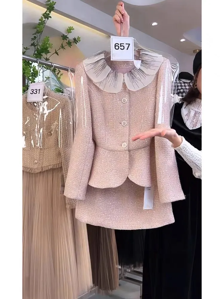 Autumn 2023 new Internet celebrity small fragrance suit, feminine and socialite slimming doll collar coat and skirt two-piece se