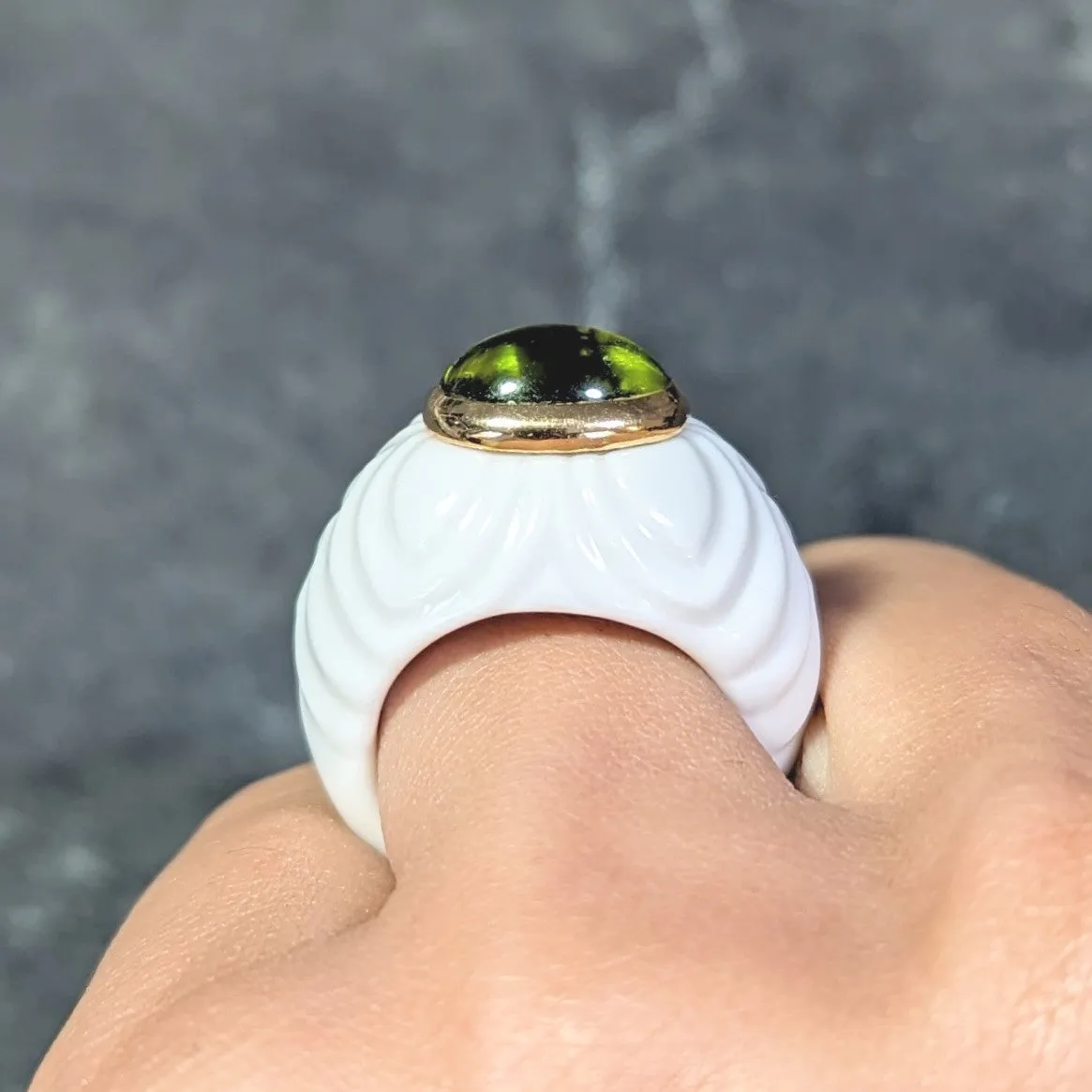 Bulgari Peridot Ceramic 18 Karat Gold Chandra Vintage Ring