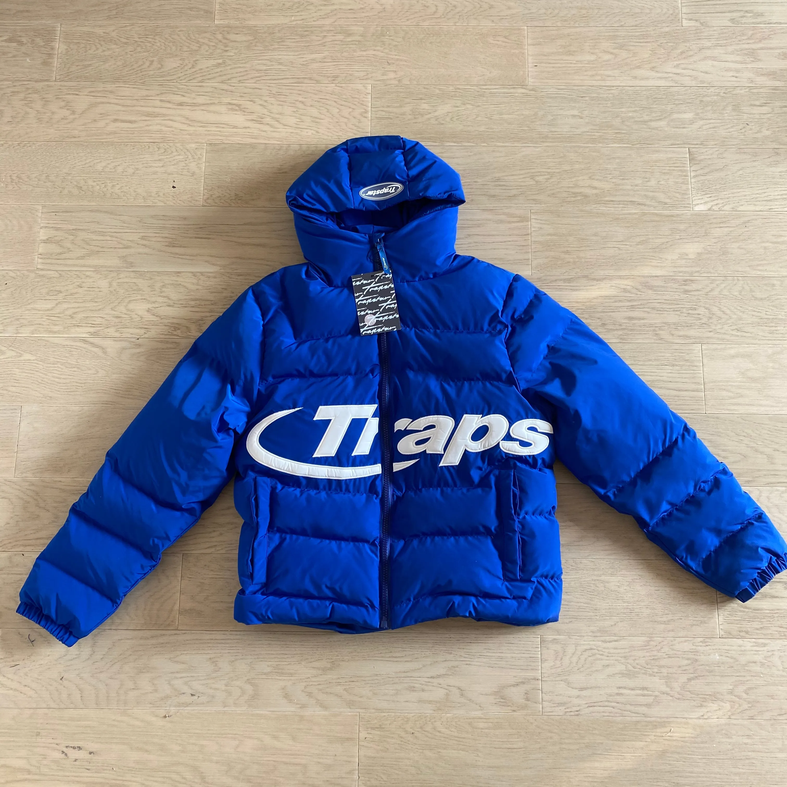 Down Jacket Low Embroidered Logo 2 Colors