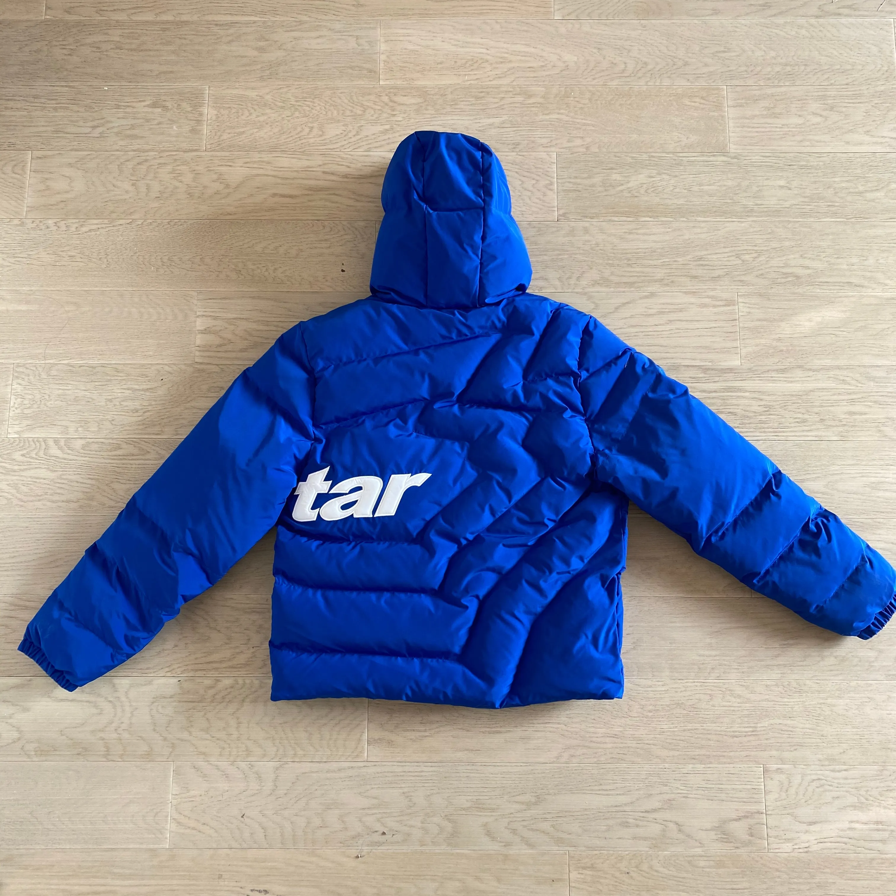 Down Jacket Low Embroidered Logo 2 Colors