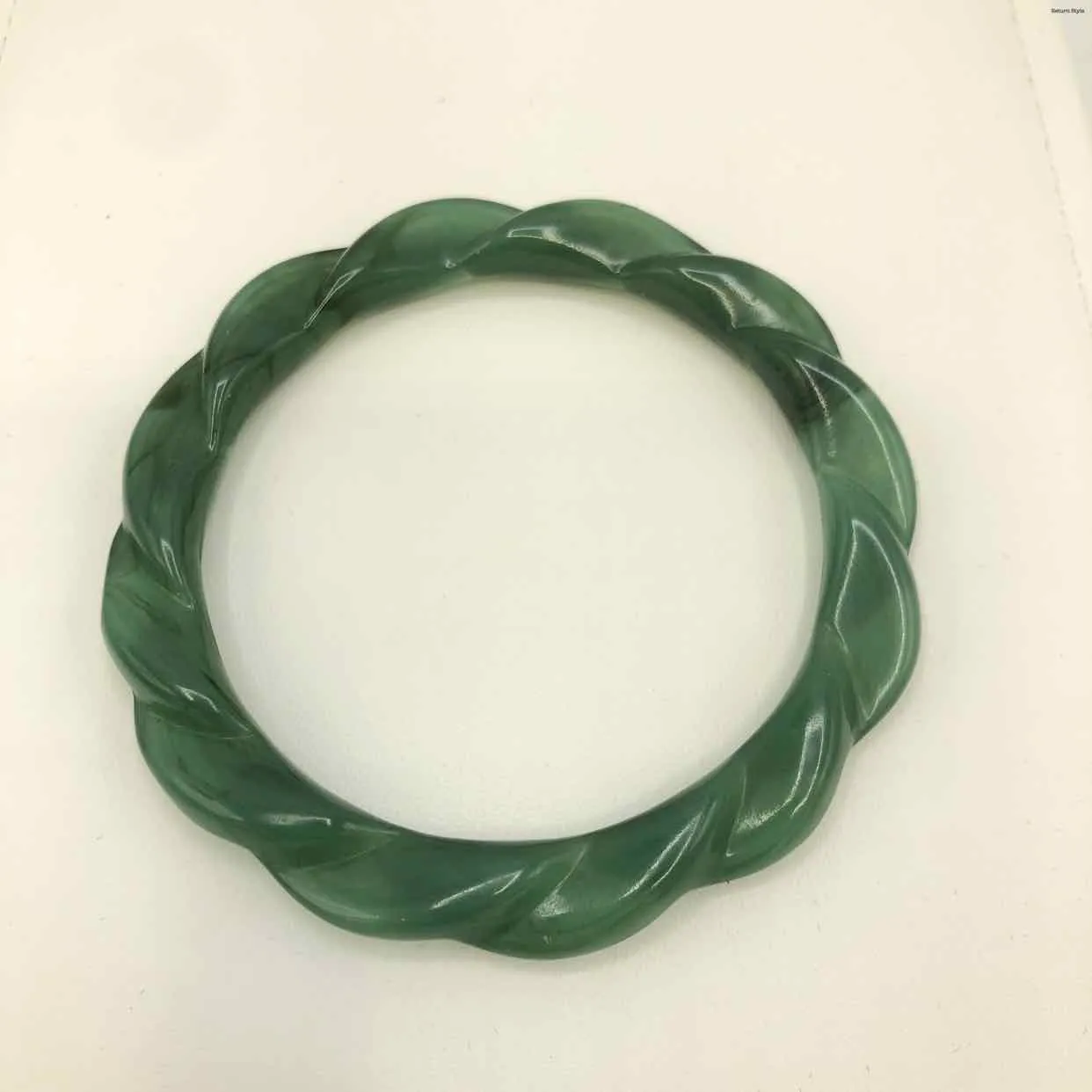 Green Vintage Twisted Bangle