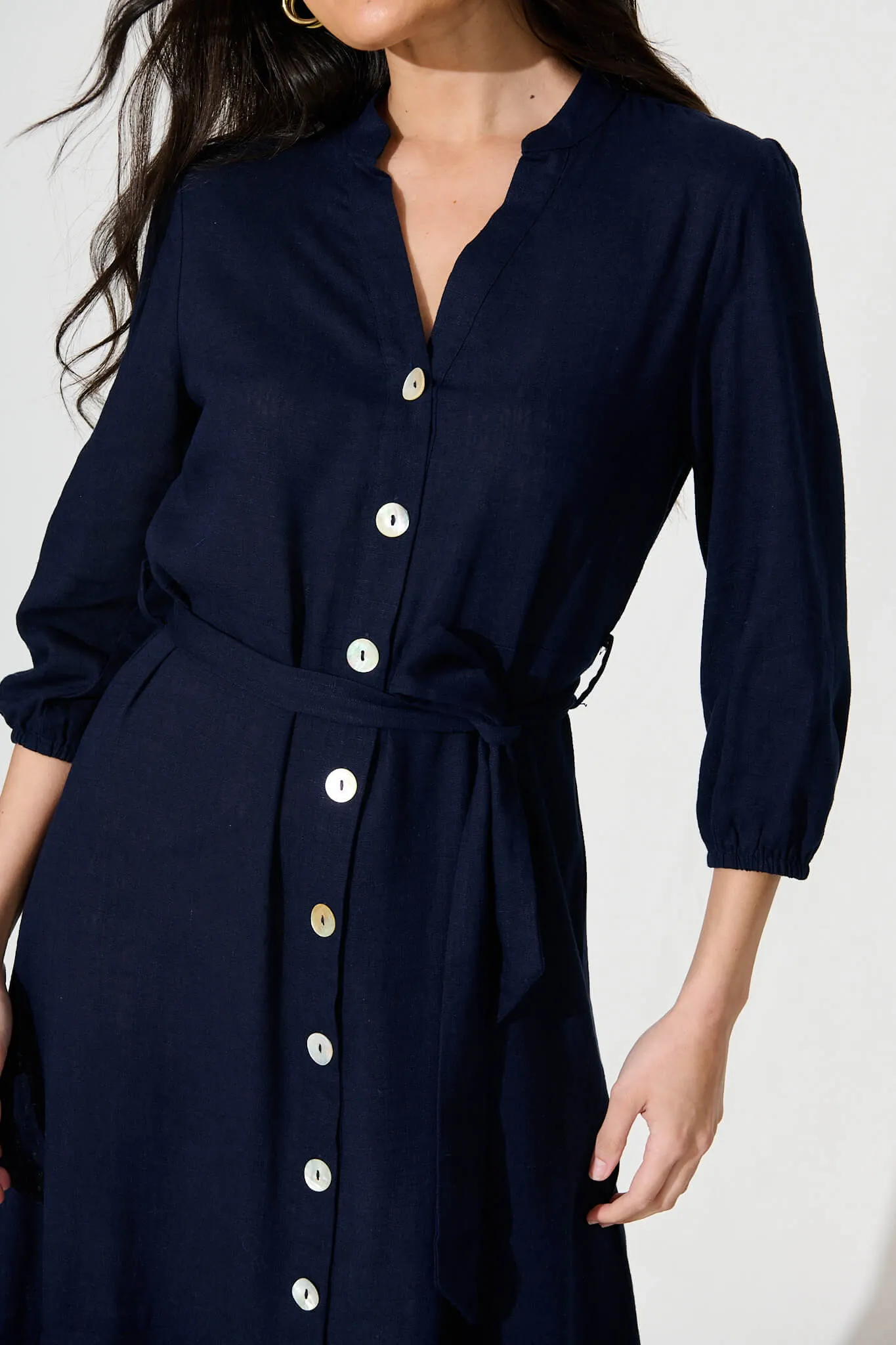 Heartland Midi Dress In Navy Linen Blend