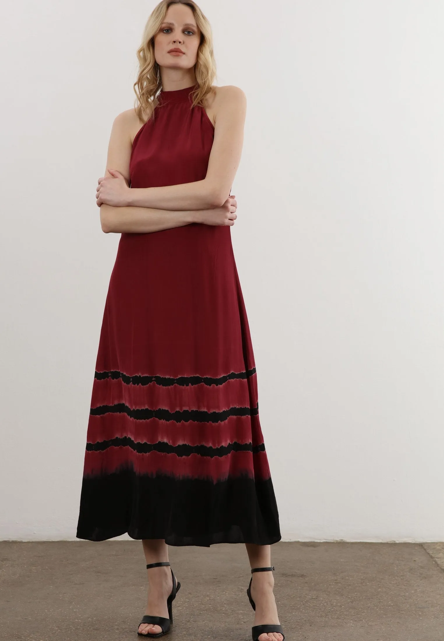 HIDDEN DRESS RUMBA RED & BLACK