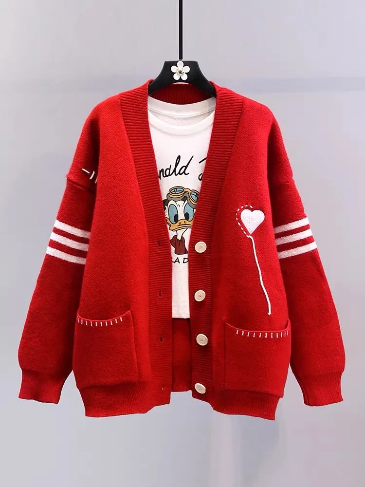 Japanese love sweater coat female autumn and winter 2023 new loose lazy wind mid-length V-neck knitted cardigan