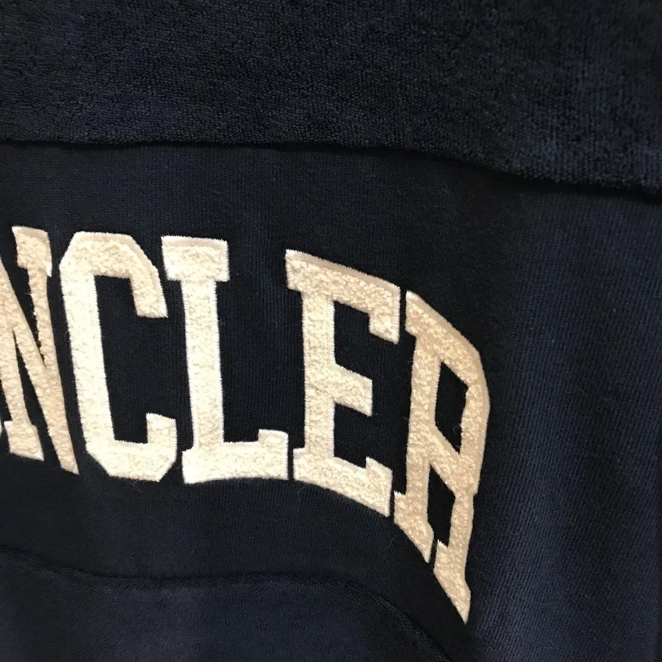 MONCLER  |Embroidered Logo Sweatshirt