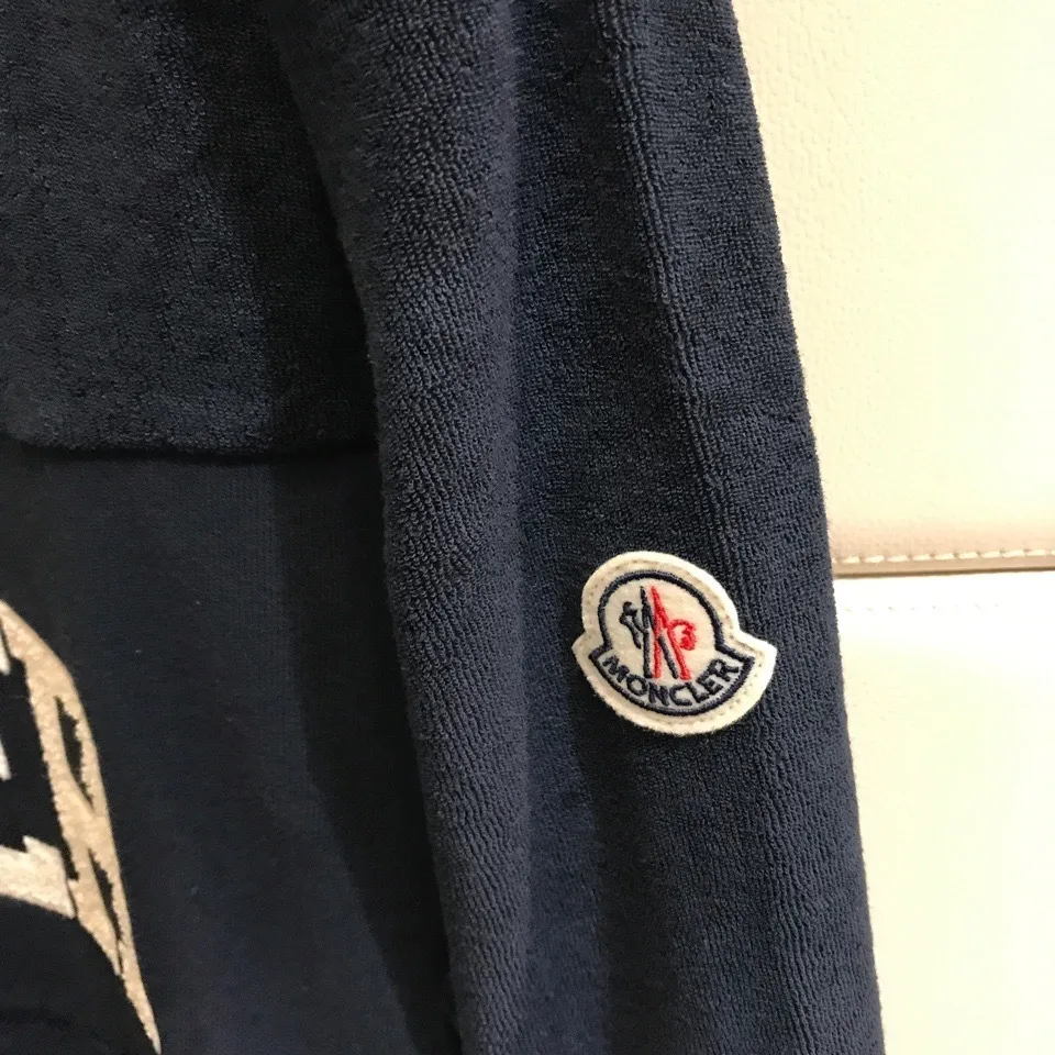 MONCLER  |Embroidered Logo Sweatshirt