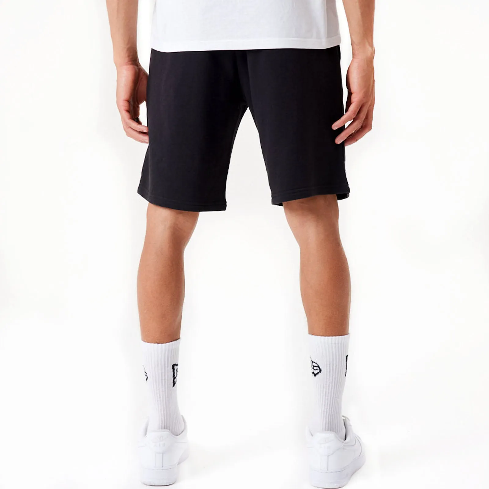 New Era Chicago Bulls Wordmark Oversized Sweatshorts - Black