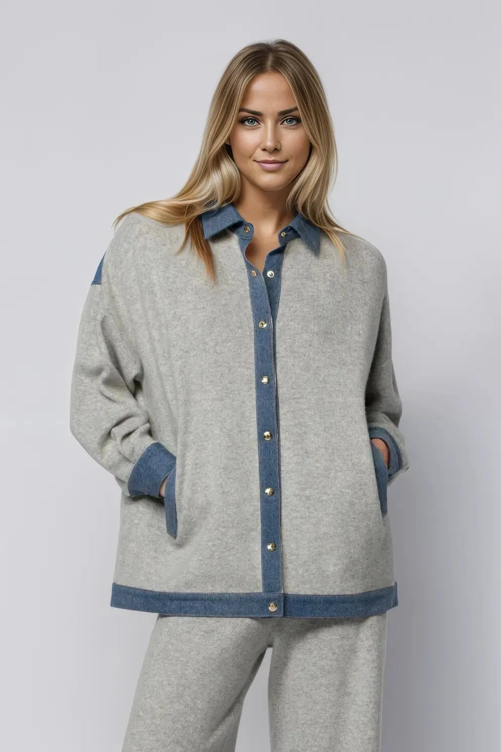 Oversized Courchevel Shirt in Knit and Denim and Pants Set