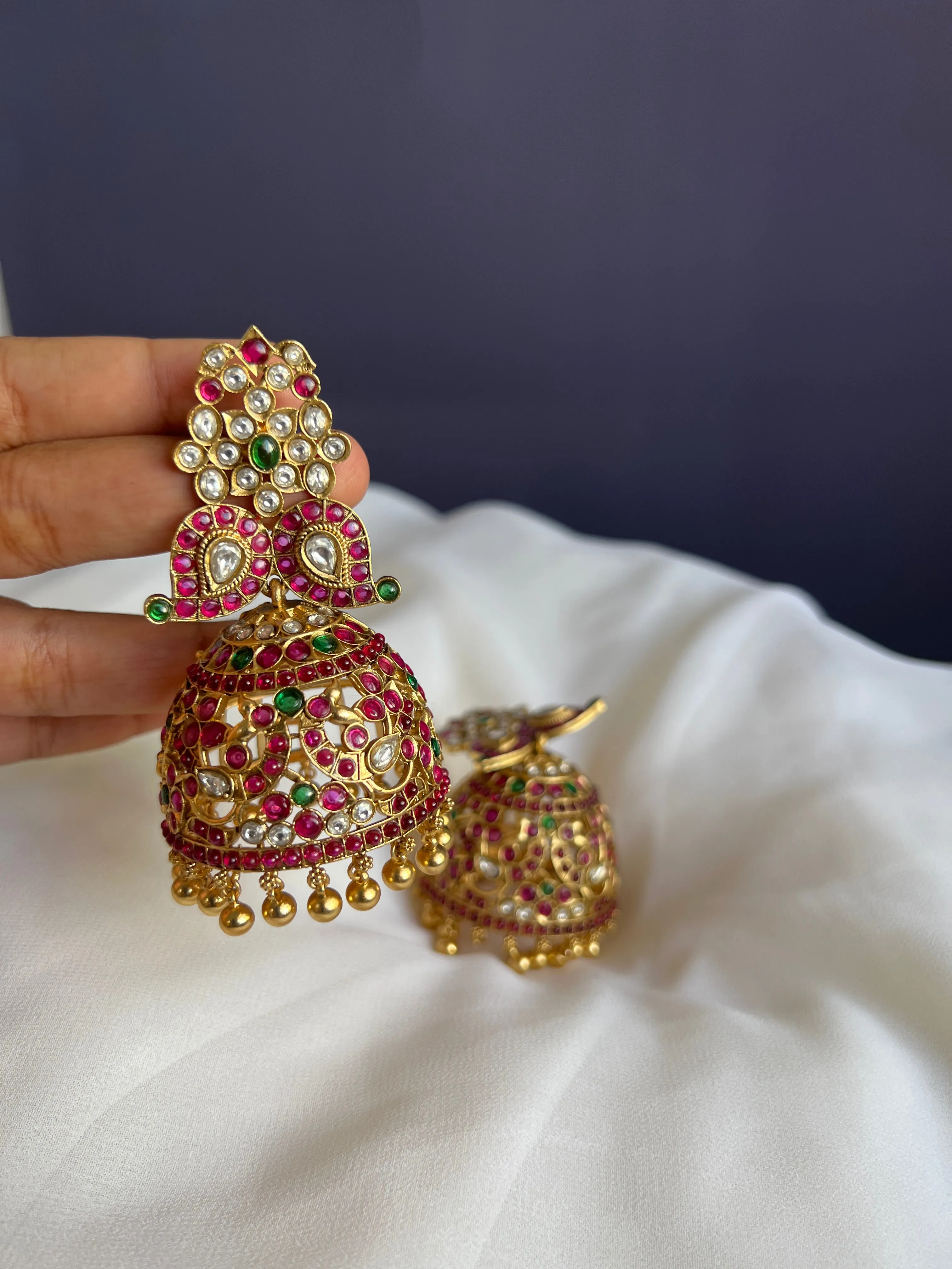 Oversized kemp vintage Jhumkas