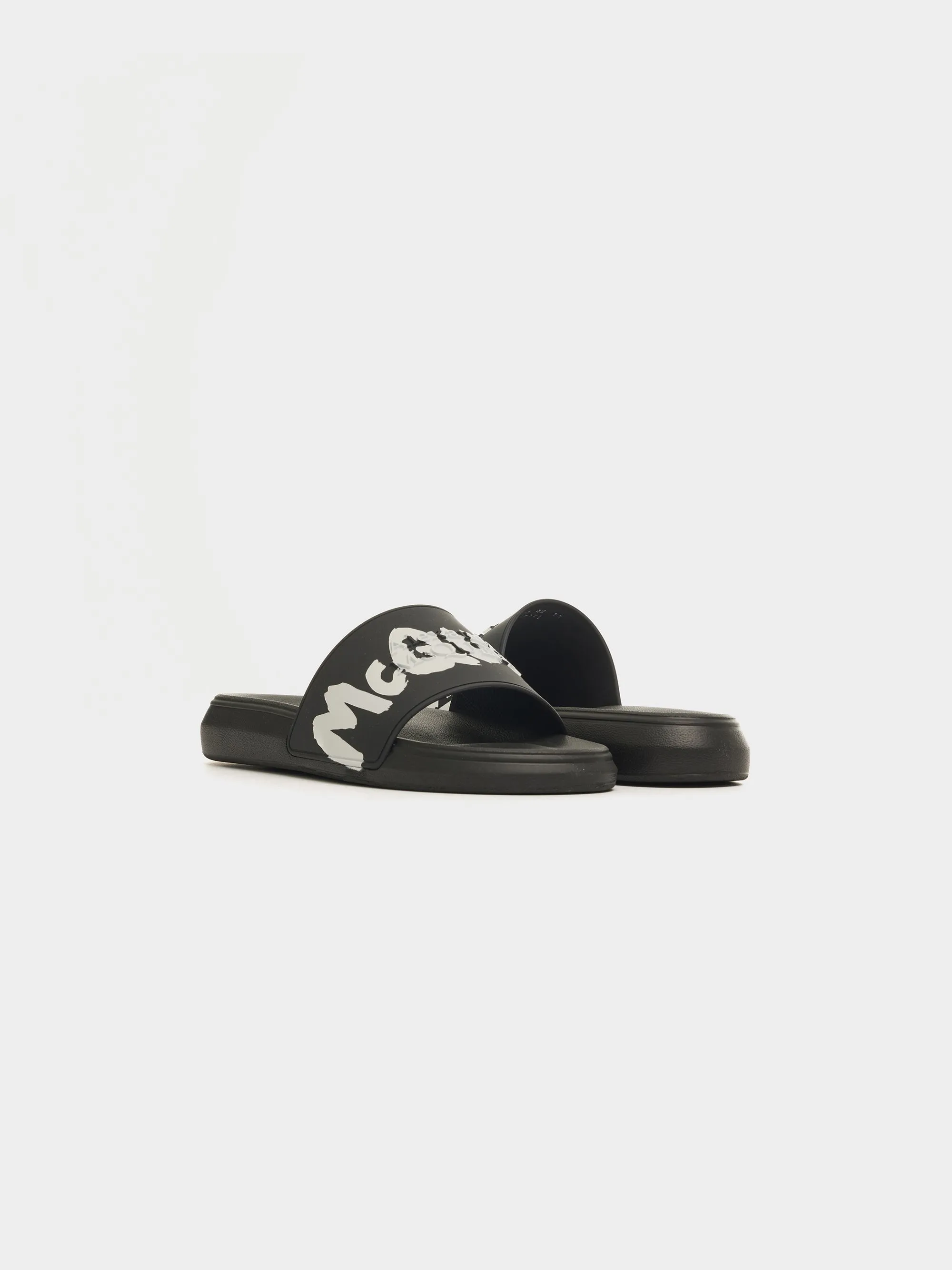 Oversized Slide, Black / White