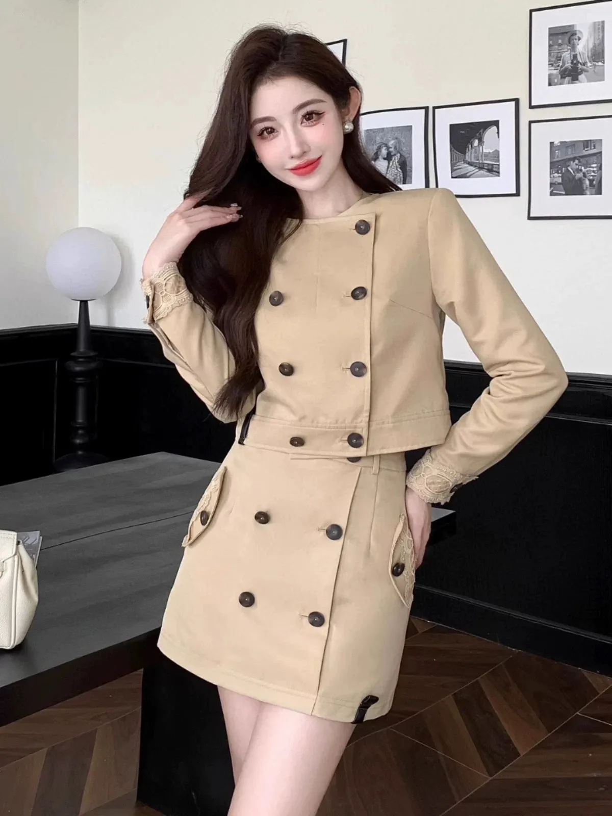 Shenzhen Nanyou light luxury niche design classic British style double-breasted windbreaker small coat short skirt casual suit a