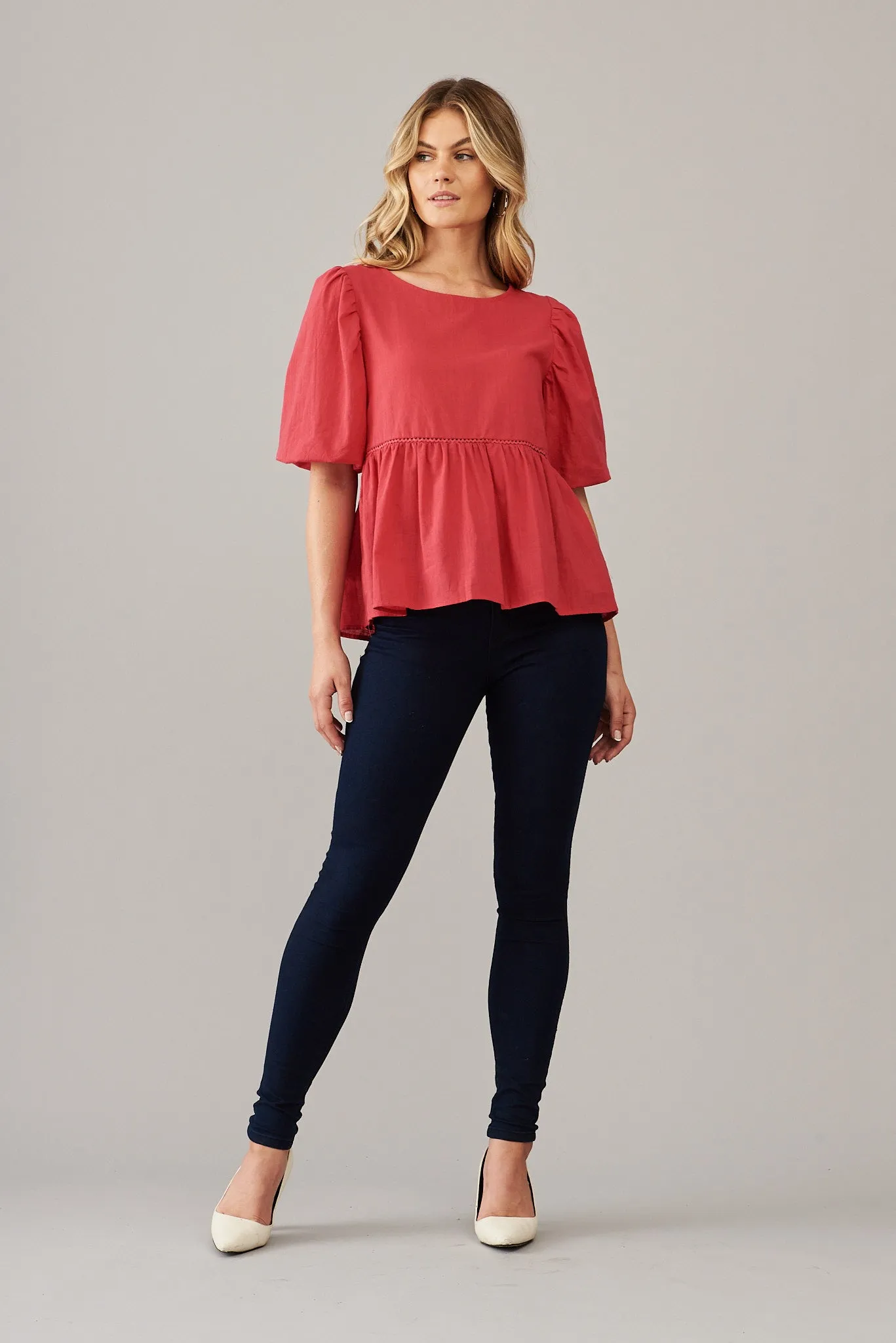 Stacy Top In Raspberry Cotton Linen