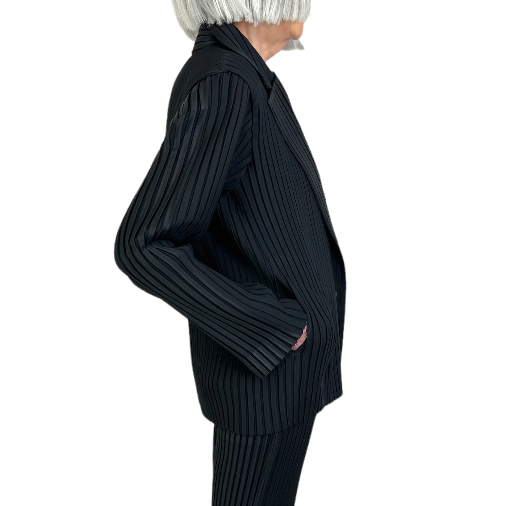 TUXEDO PLEATS JACKET