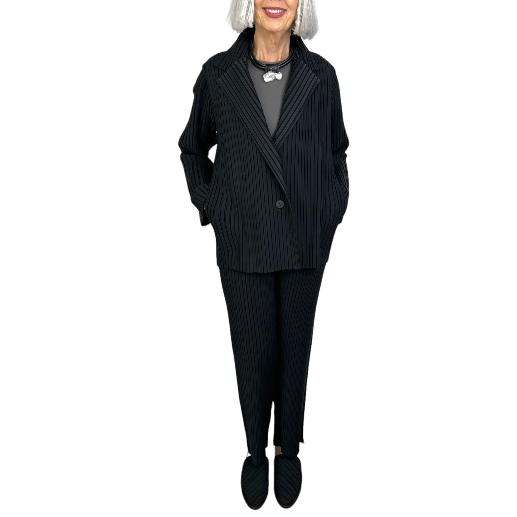 TUXEDO PLEATS JACKET