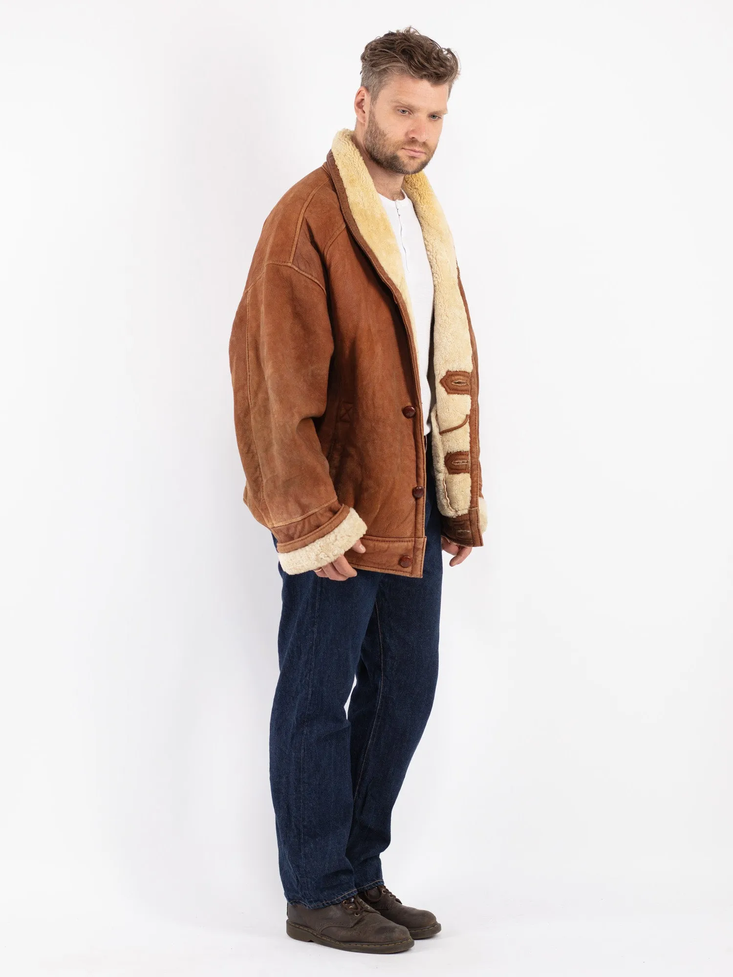 Vintage 80's Men Oversized Sheepskin Bomber Jacket in Brown