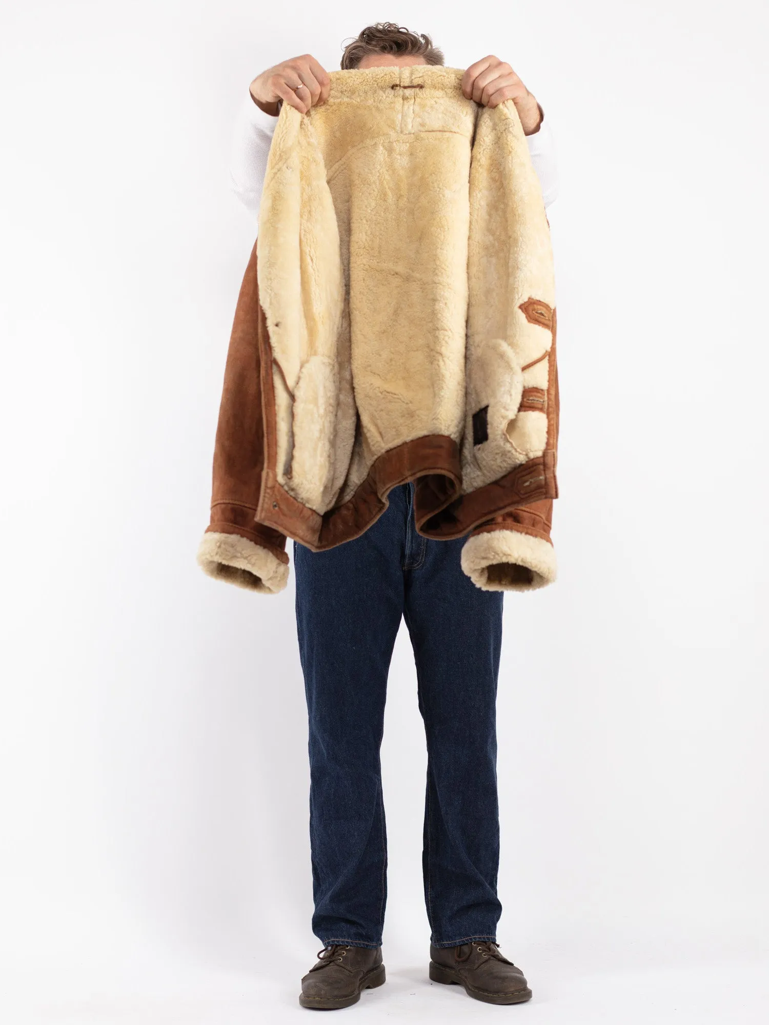 Vintage 80's Men Oversized Sheepskin Bomber Jacket in Brown