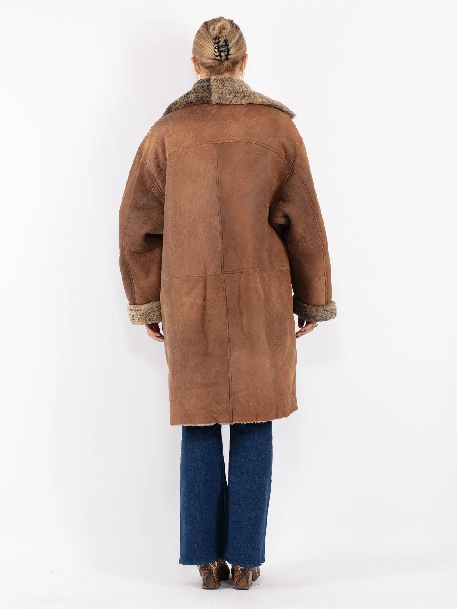 Vintage 80's Women Oversized Sheepskin in Brown