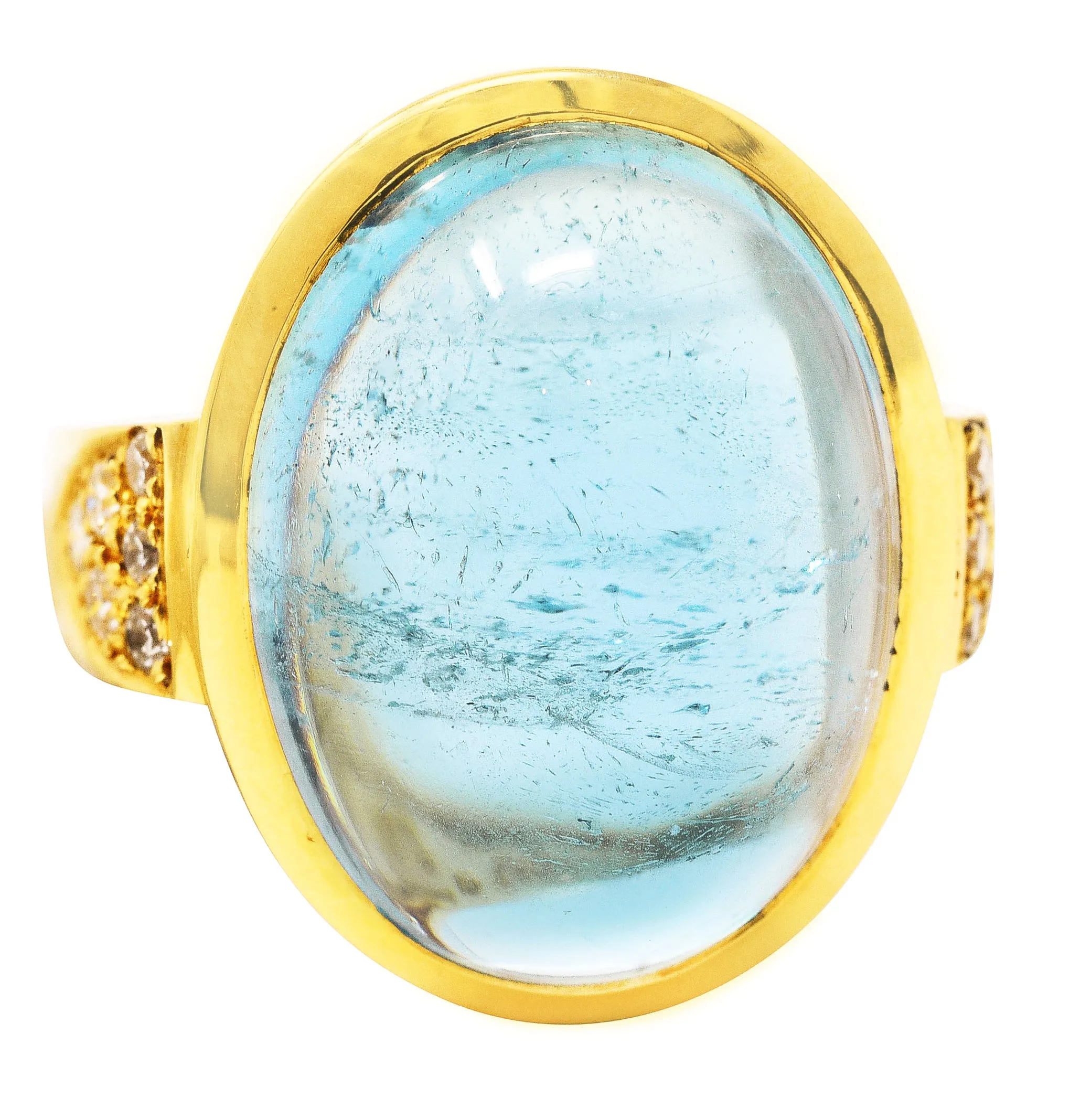 Vintage Aquamarine Diamond 18 Karat Yellow Gold Gemstone Ring