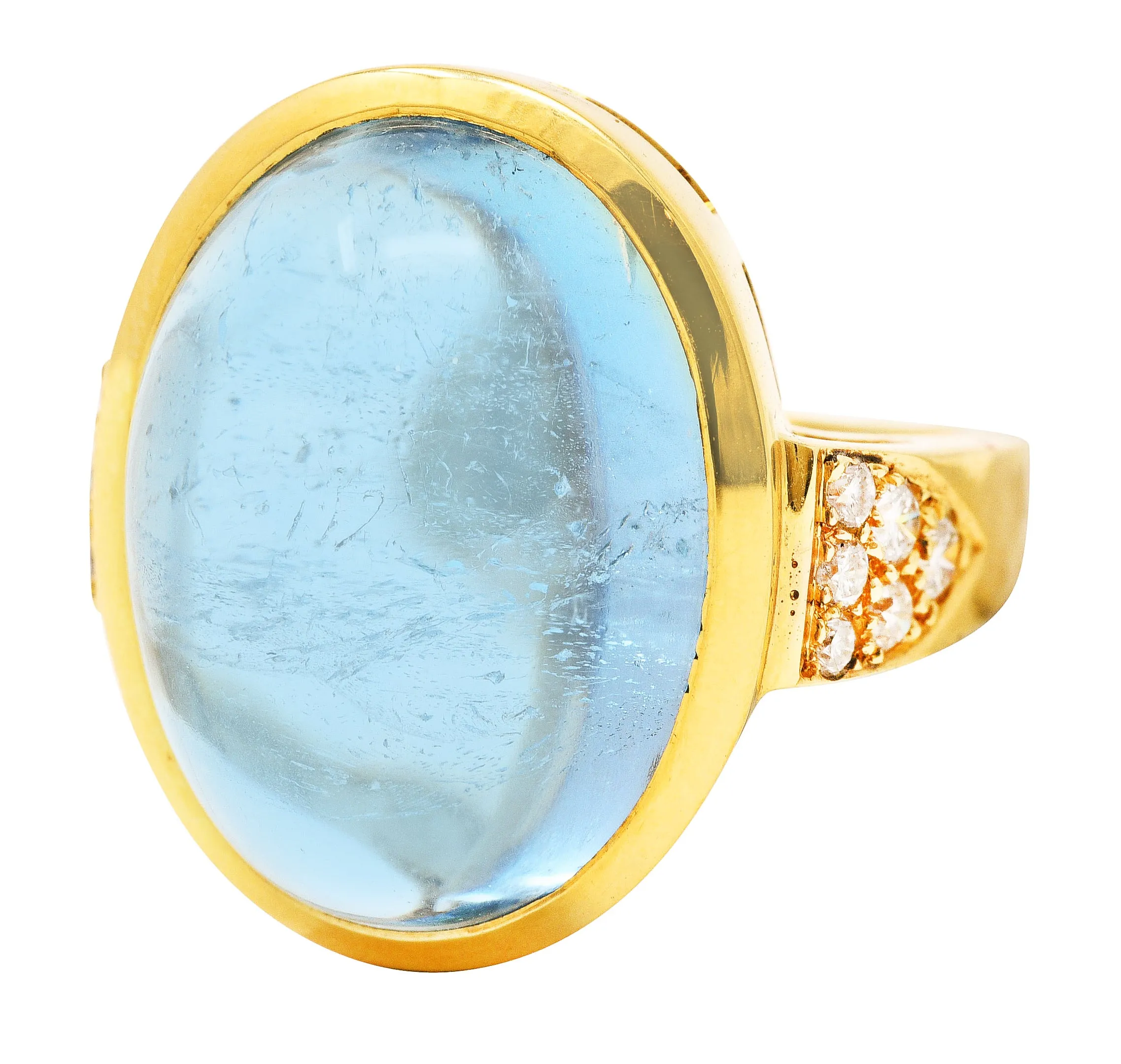 Vintage Aquamarine Diamond 18 Karat Yellow Gold Gemstone Ring