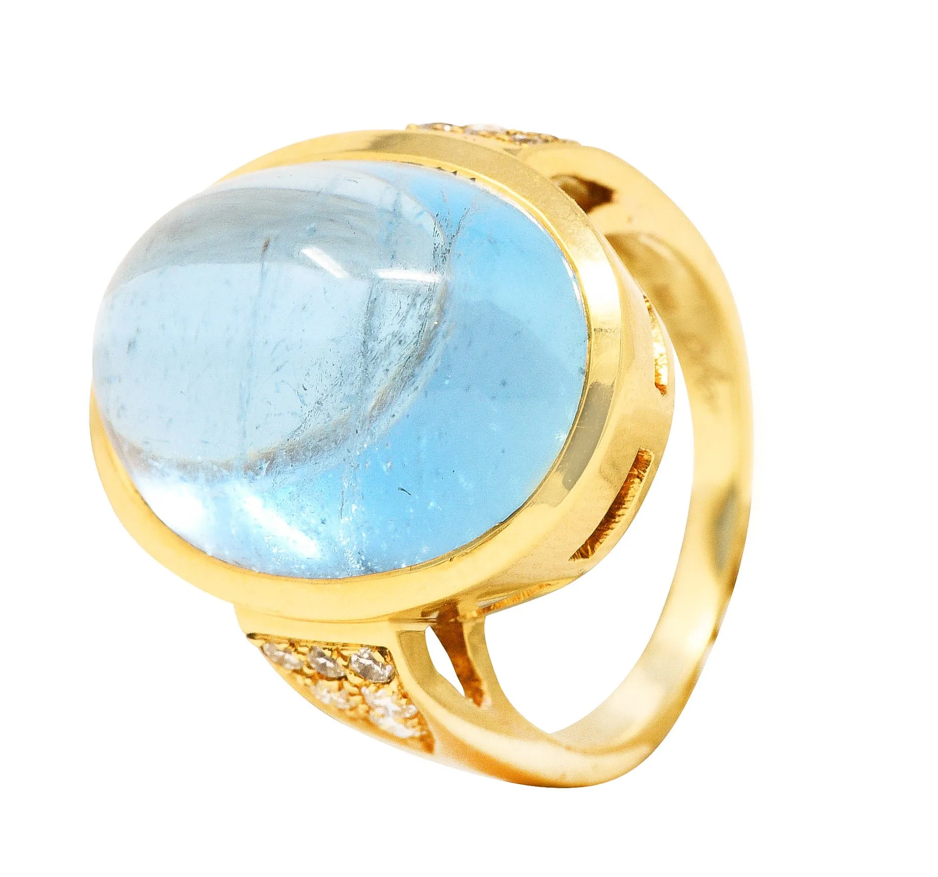 Vintage Aquamarine Diamond 18 Karat Yellow Gold Gemstone Ring