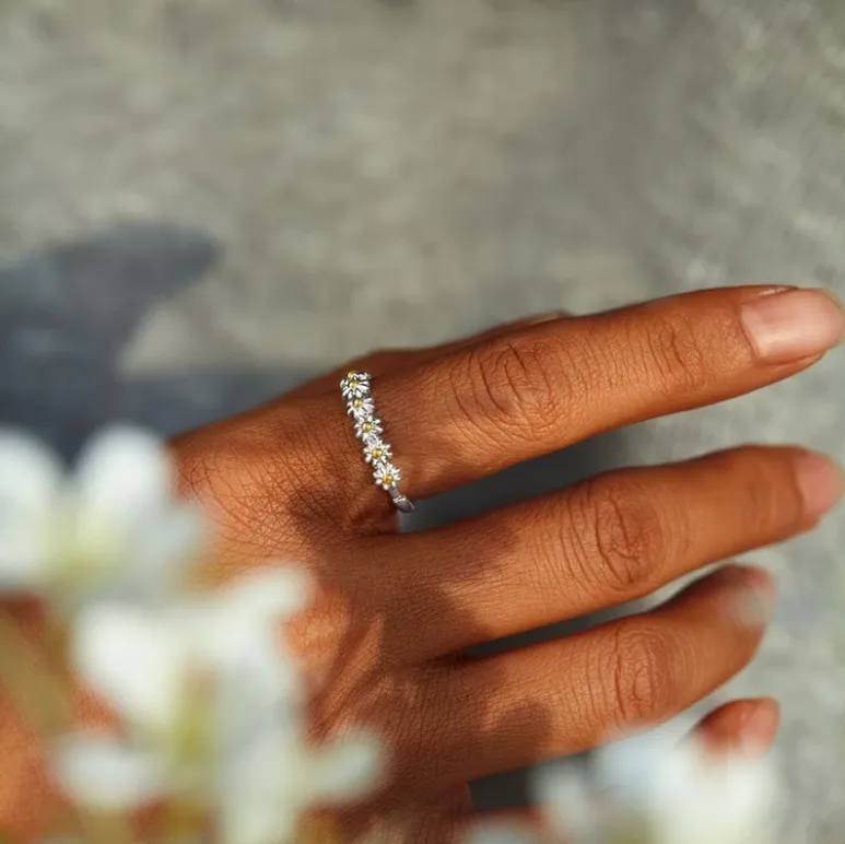 Vintage Daisy Ring