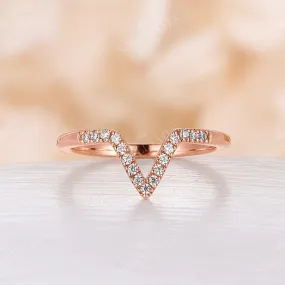 Vintage Round Moissanite Curved Wedding Band Rose Gold