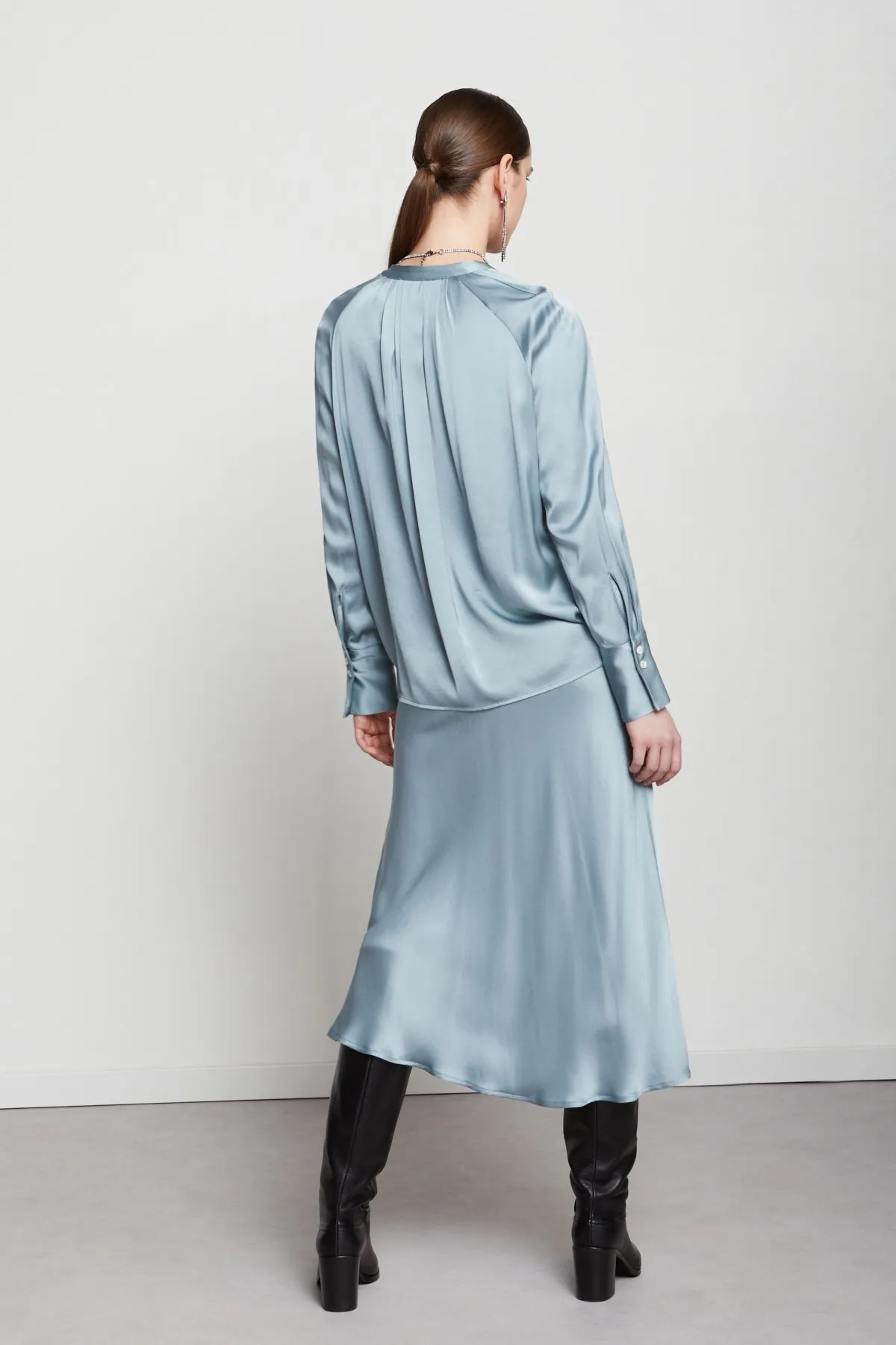 Viscose jumper with pleats